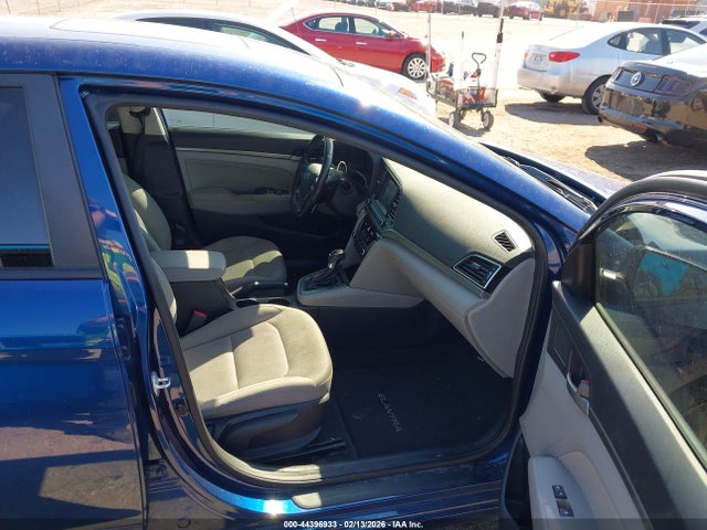 2018 HYUNDAI ELANTRA 5NPD84LF7JH312130 Photo 4