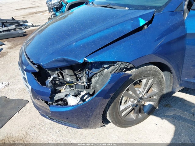 2018 HYUNDAI ELANTRA 5NPD84LF7JH312130 Photo 5