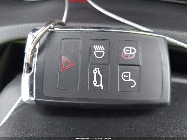 2021 JAGUAR E-PACE SADFP2FX3M1023220 Photo 10