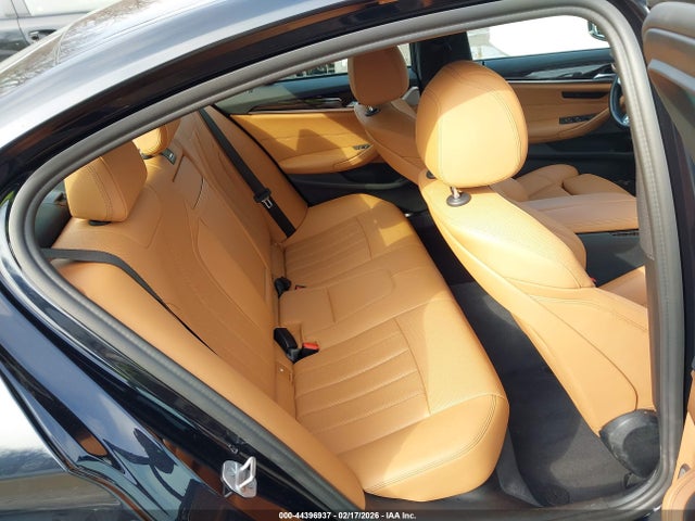 2022 BMW 530 WBA13BJ04NWX38911 Photo 7