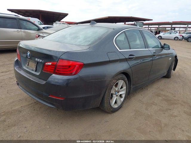 Продажа на аукционе авто 2011 Bmw 528i, vin: WBAFR1C59BC749553, номер лота: 44396943