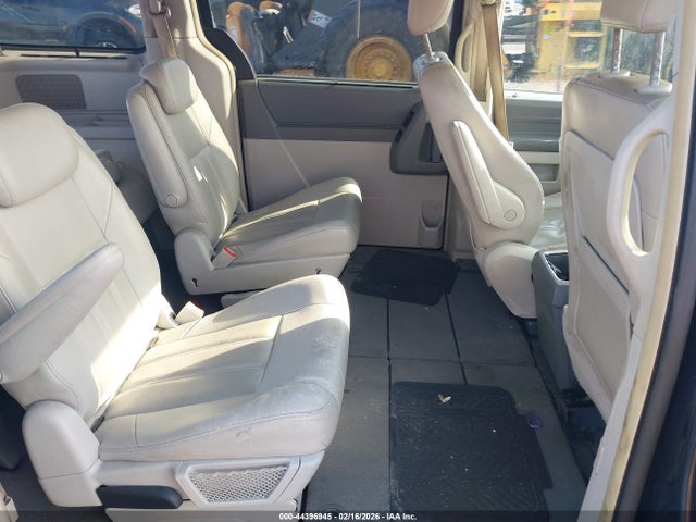 Продажа на аукционе авто 2008 Chrysler Town & Country Touring, vin: 2A8HR54P38R836764, номер лота: 44396945