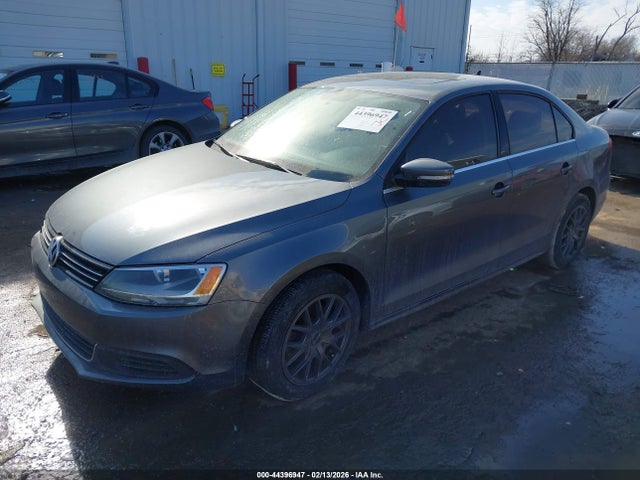 2014 Volkswagen Jetta 1.8t Se მანქანა იყიდება აუქციონზე, vin: 3VWD07AJ2EM387833, აუქციონის ნომერი: 44396947