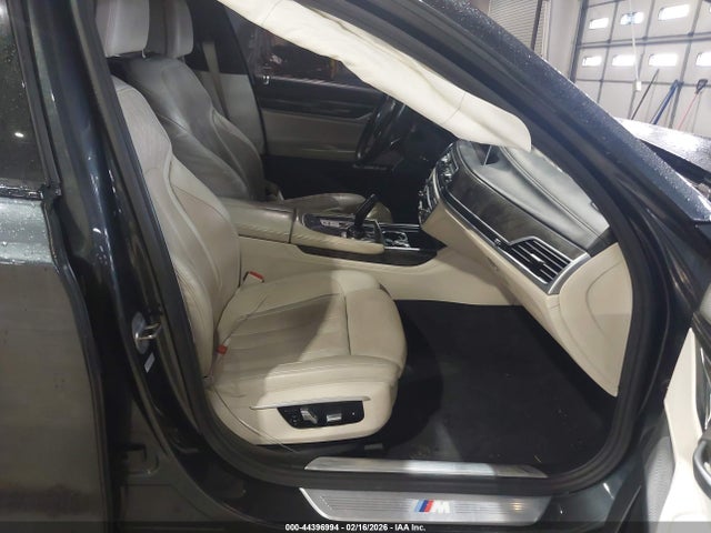 BMW 750i Xdrive 2016 WBA7F2C57GG416061 Image 5
