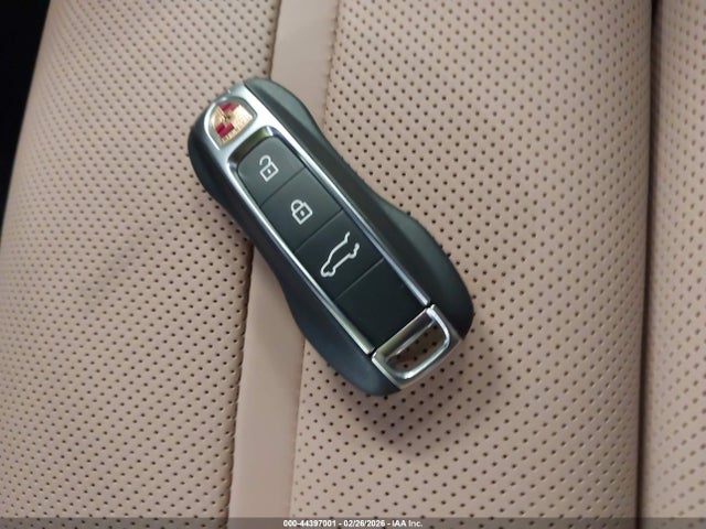 Aukcja sprzedaży 2025 Porsche Cayenne, vin: WP1AA2AY8SDA06222, numer aukcji: 44397001