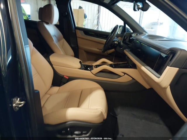 Aukcja sprzedaży 2025 Porsche Cayenne, vin: WP1AA2AY8SDA06222, numer aukcji: 44397001