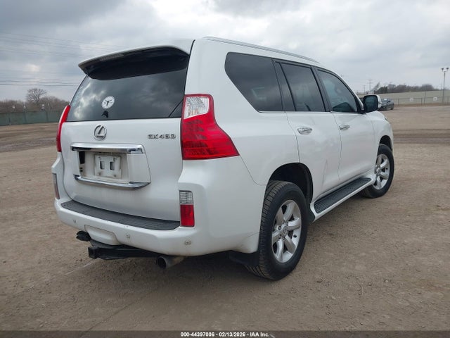2011 LEXUS GX 460 JTJBM7FX8B5029646 Photo 3