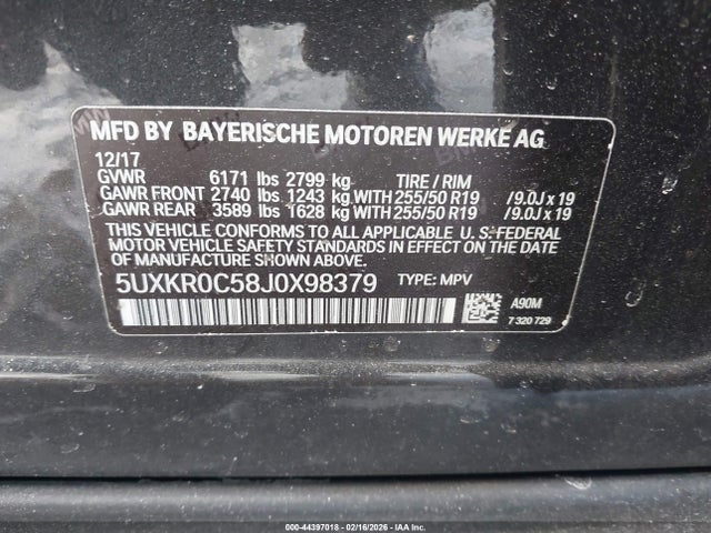 2018 BMW X5 5UXKR0C58J0X98379 Photo 8