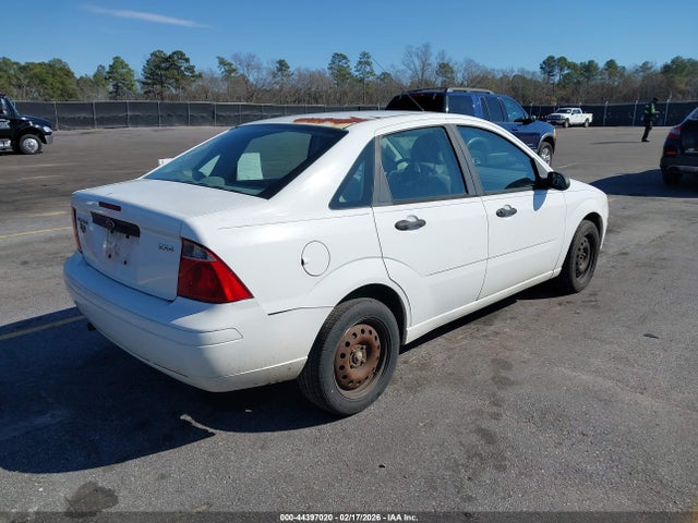 2005 FORD FOCUS 1FAFP34N65W197182 Photo 3