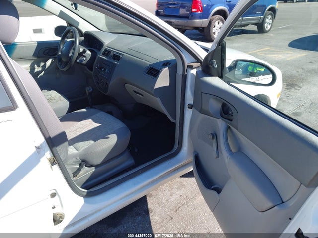 2005 FORD FOCUS 1FAFP34N65W197182 Photo 4