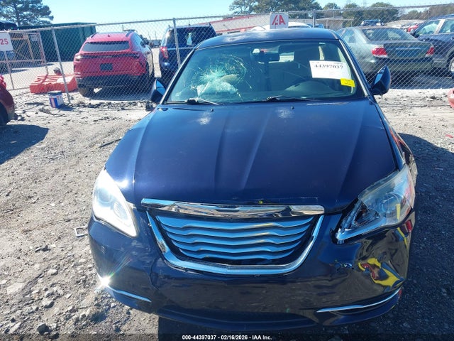 2012 Chrysler 200 Touring მანქანა იყიდება აუქციონზე, vin: 1C3CCBBB5CN213441, აუქციონის ნომერი: 44397037
