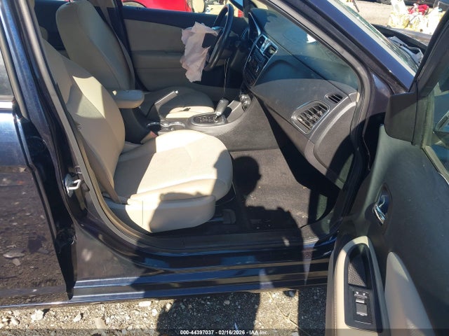 2012 Chrysler 200 Touring მანქანა იყიდება აუქციონზე, vin: 1C3CCBBB5CN213441, აუქციონის ნომერი: 44397037