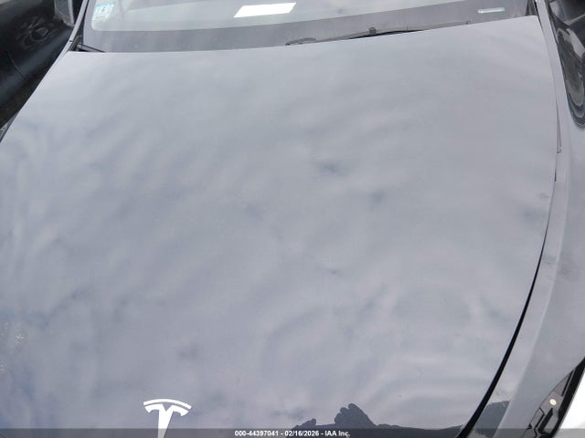 Продаж на аукціоні авто 2024 Tesla Model Y Long Range Dual Motor All-wheel Drive, vin: 7SAYGAEE3RF009589, номер лоту: 44397041