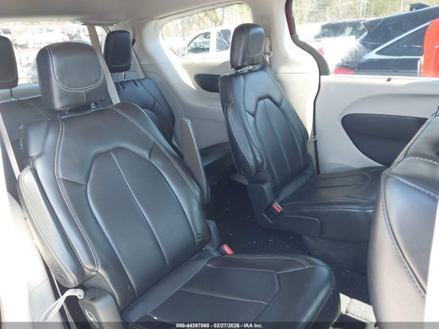 44397068 :رقم المزاد ، 2C4RC1DGXLR148162 vin ، 2020 Chrysler Voyager Lxi مزاد بيع