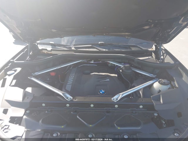 5UX13EU09S9W26856 BMW X5 Sdrive40i