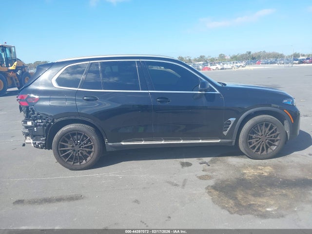 5UX13EU09S9W26856 BMW X5 Sdrive40i