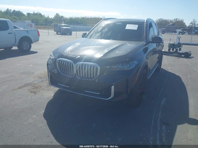 5UX13EU09S9W26856 BMW X5 Sdrive40i