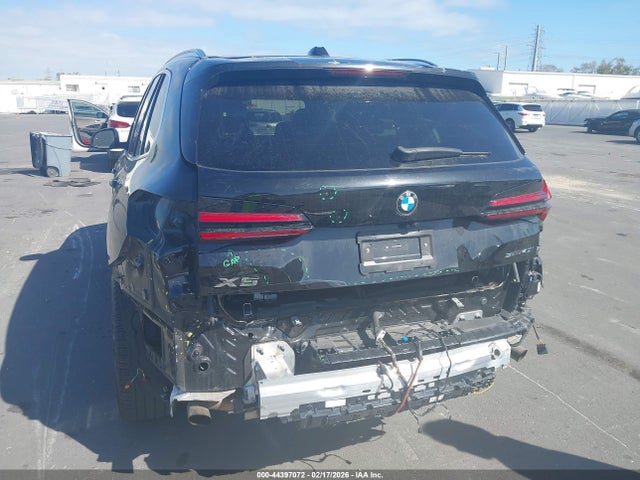 5UX13EU09S9W26856 BMW X5 Sdrive40i