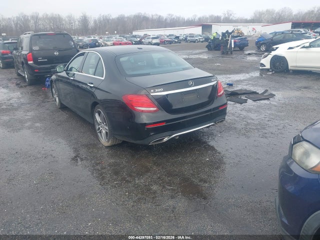 Aukcja sprzedaży 2017 Mercedes-benz E 300 4matic, vin: WDDZF4KB5HA192104, numer aukcji: 44397093
