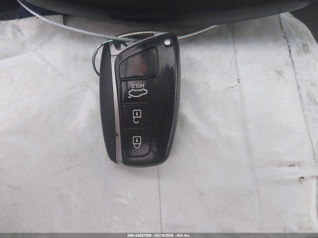 Aukcja sprzedaży 2016 Hyundai Genesis 3.8, vin: KMHGN4JE7GU142765, numer aukcji: 44397096