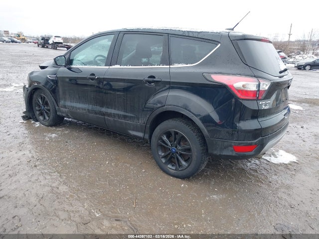 1FMCU9G98HUA95496 Ford ESCAPE SE