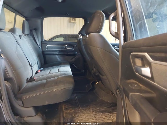 2021 Ram 1500 Big Horn  4x4 5'7 Box მანქანა იყიდება აუქციონზე, vin: 1C6SRFFT2MN809759, აუქციონის ნომერი: 44397107