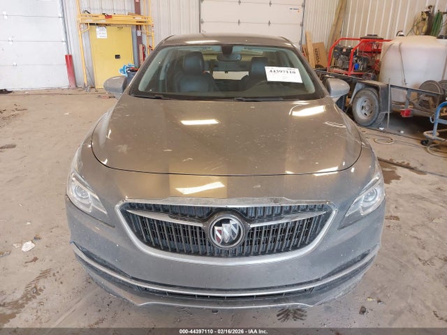 44397110 :رقم المزاد ، 1G4ZP5SS8HU148637 vin ، 2017 Buick Lacrosse Essence مزاد بيع