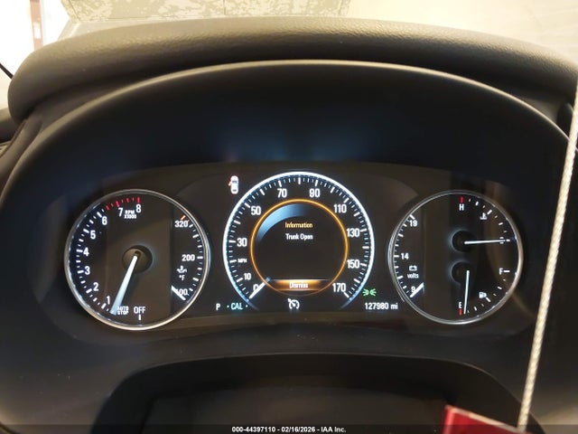 44397110 :رقم المزاد ، 1G4ZP5SS8HU148637 vin ، 2017 Buick Lacrosse Essence مزاد بيع