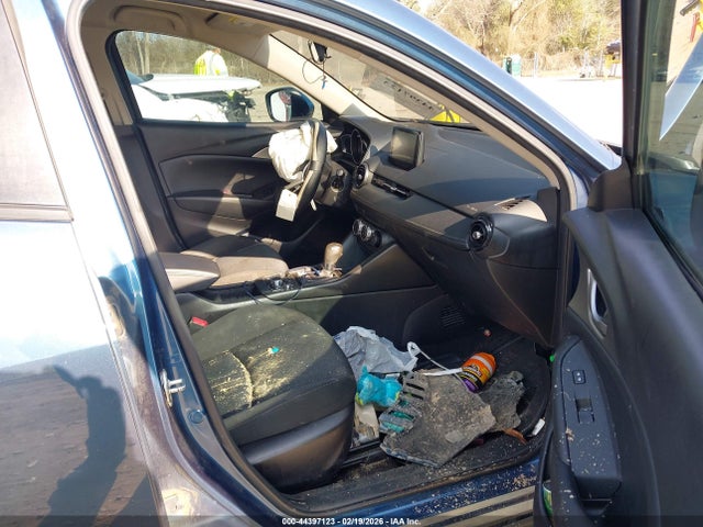 2020 MAZDA CX-3 JM1DKFB75L1469012 Photo 4