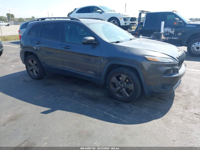 Aukcja sprzedaży 2017 Jeep Cherokee 75th Anniversary Edition 4x4, vin: 1C4PJMCB5HW565420, numer aukcji: 44397149