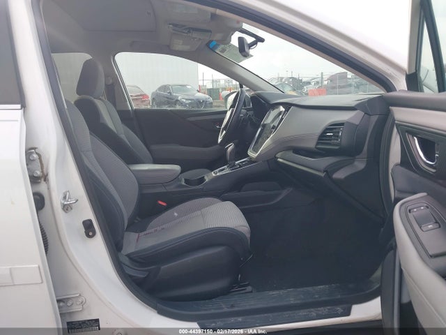 44397150 :رقم المزاد ، 4S4BTAFC5M3151388 vin ، 2021 Subaru Outback Premium مزاد بيع
