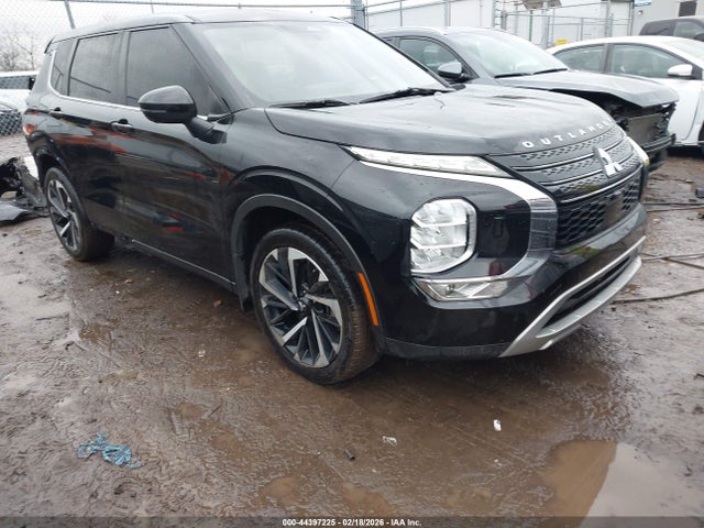 2022 MITSUBISHI OUTLANDER JA4J4UA80NZ045506 Photo 0