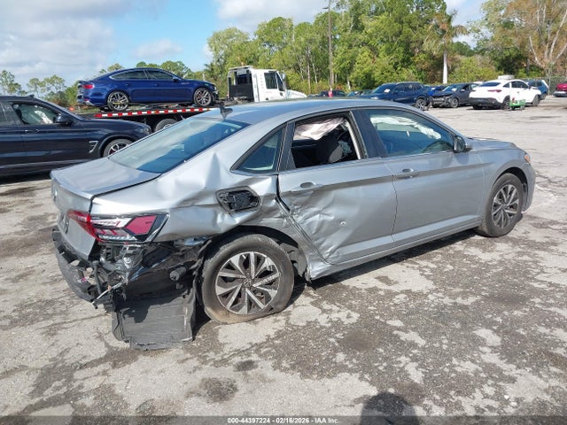 2023 VOLKSWAGEN JETTA 3VW5M7BU4PM007170 Photo 3