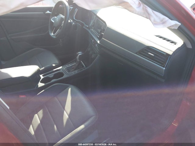 2023 VOLKSWAGEN JETTA 3VW7M7BU0PM062093 Photo 4