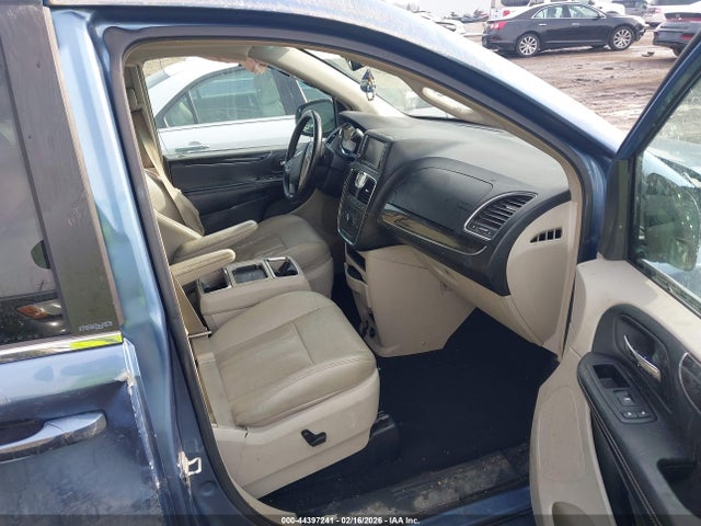 44397241 :رقم المزاد ، 2C4RC1BG1CR188908 vin ، 2012 Chrysler Town & Country Touring مزاد بيع