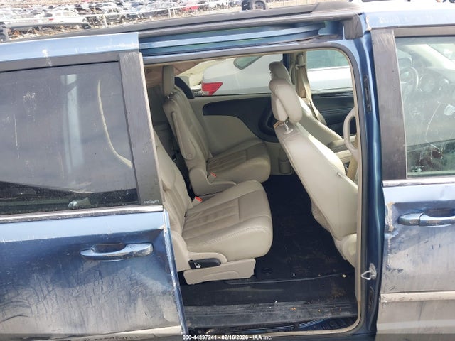44397241 :رقم المزاد ، 2C4RC1BG1CR188908 vin ، 2012 Chrysler Town & Country Touring مزاد بيع