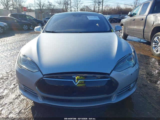Tesla Model S 85d/p85d 2015 5YJSA1E4XFF114864 Image 12