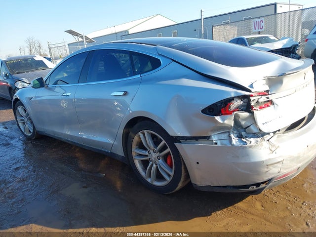 Tesla Model S 85d/p85d 2015 5YJSA1E4XFF114864 Image 14