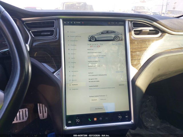 Tesla Model S 85d/p85d 2015 5YJSA1E4XFF114864 Image 18