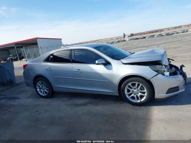 Chevrolet MALIBU 1LT 2015 1G11C5SL9FF106395 Image 13