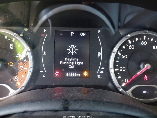 44397288 :رقم المزاد ، ZACCJABB0JPJ43456 vin ، 2018 Jeep Renegade Latitude Fwd مزاد بيع
