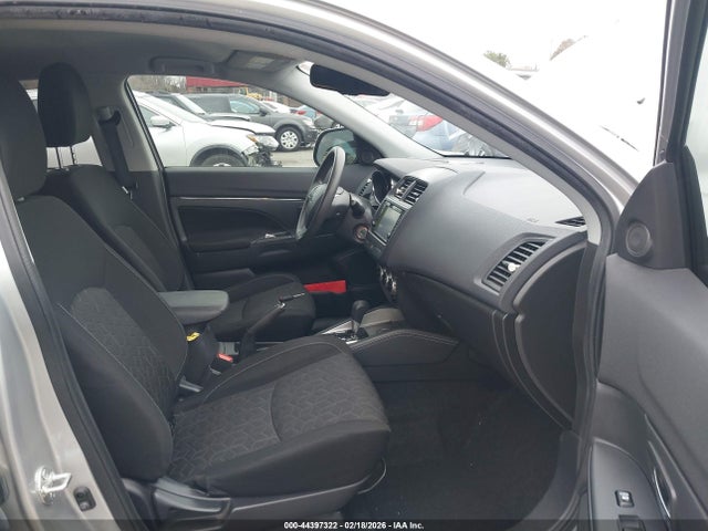 2022 MITSUBISHI OUTLANDER SPORT JA4APUAU2NU014842 Photo 4