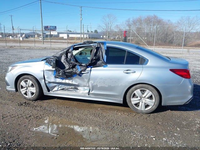 Subaru Legacy 2.5i 2018 4S3BNAA60J3045247 Image 14
