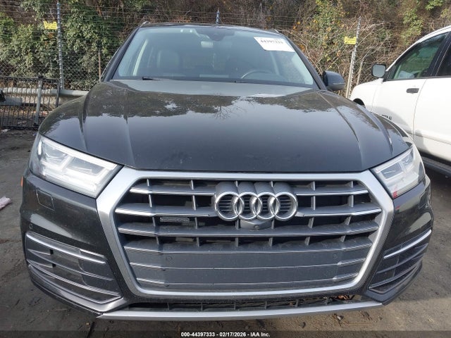 44397333 :رقم المزاد ، WA1CNAFY9J2088578 vin ، 2018 Audi Q5 2.0t Premium/2.0t Tech Premium مزاد بيع