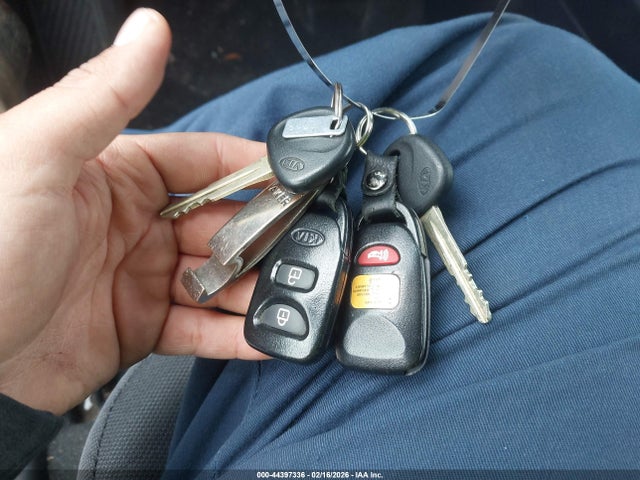 2010 KIA SOUL KNDJT2A24A7111747 Photo 10