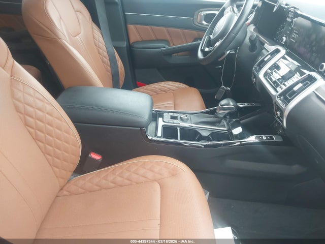 2022 KIA SORENTO 5XYRKDLF3NG116383 Photo 4