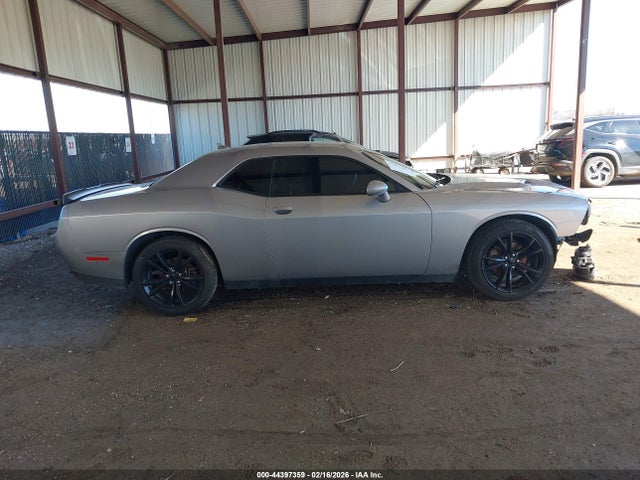 Продажа на аукционе авто 2016 Dodge Challenger Sxt, vin: 2C3CDZAG8GH358765, номер лота: 44397359