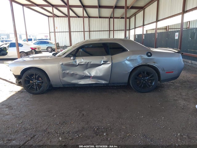 Продажа на аукционе авто 2016 Dodge Challenger Sxt, vin: 2C3CDZAG8GH358765, номер лота: 44397359