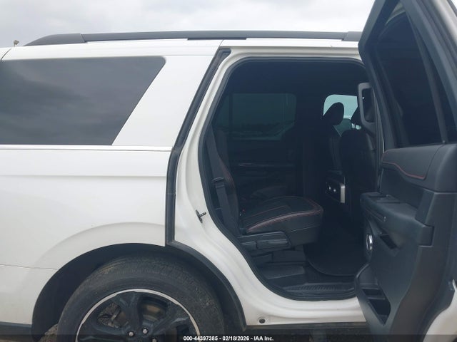 Ford Expedition Limited 2023 1FMJU2A89PEA34231 Image 8