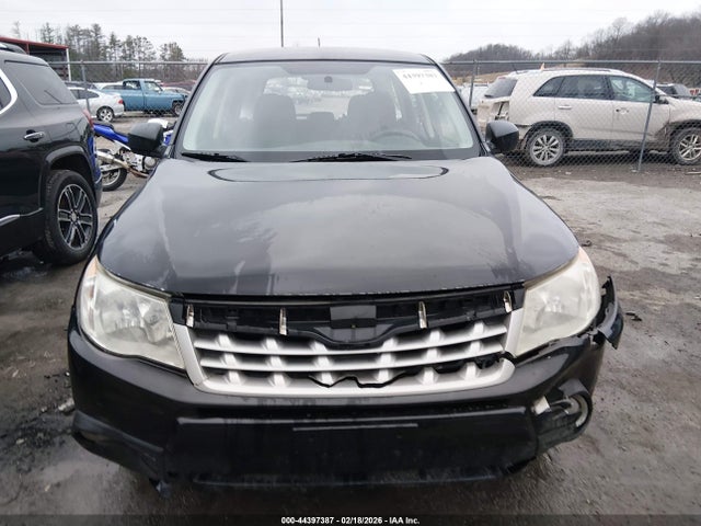 2013 Subaru Forester 2.5x მანქანა იყიდება აუქციონზე, vin: JF2SHAAC9DH417688, აუქციონის ნომერი: 44397387